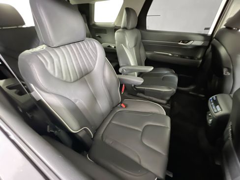 Used 2023 Hyundai Palisade Limited AWD/4WD image 28