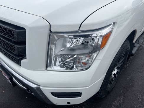 Certified 2021 Nissan Titan SV w/ SV Convenience Package image 27