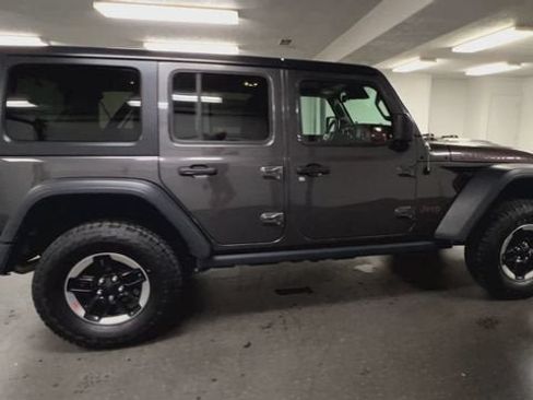 Used 2019 Jeep Wrangler Unlimited Rubicon w/ Dual Top Group AWD/4WD image 9