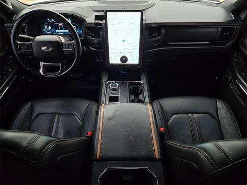 Used 2023 Ford Expedition Max Platinum image 17