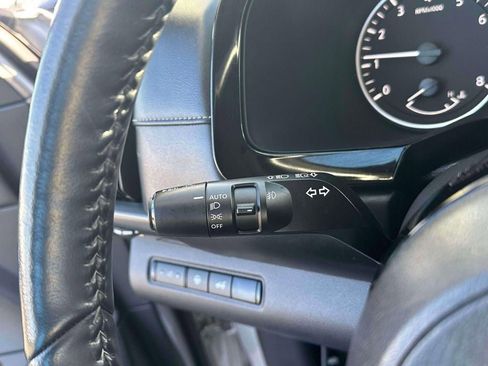 Certified 2023 Nissan Pathfinder SL w/ Lighting Package (N92) image 24