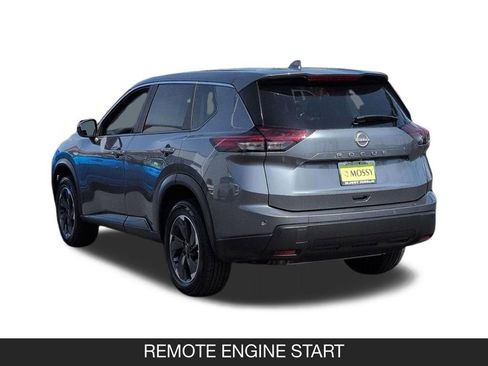 Certified 2025 Nissan Rogue SV FWD image 7