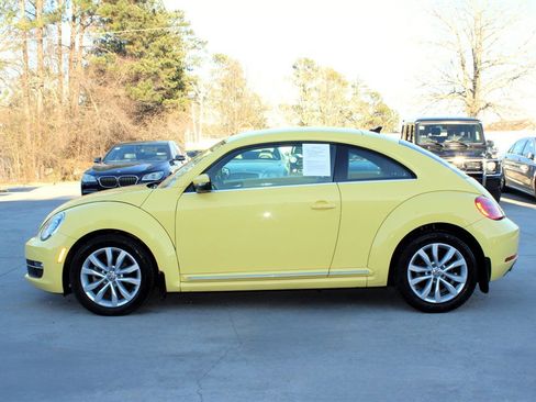 Used 2014 Volkswagen Beetle TDI image 4