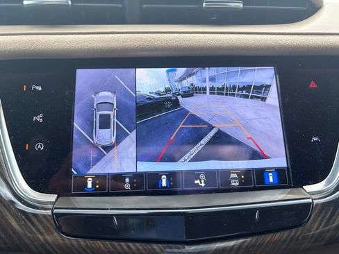 Used 2024 Cadillac XT6 Premium Luxury w/ Platinum Package FWD image 18