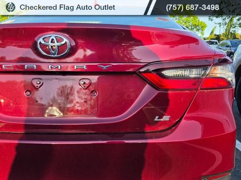 Used 2021 Toyota Camry LE FWD image 7