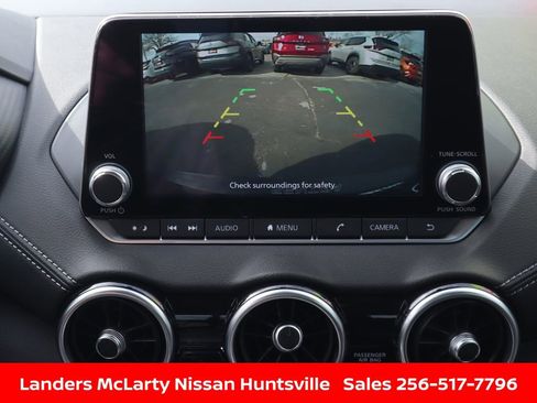 Used 2025 Nissan Sentra SV w/ Trunk Package image 19