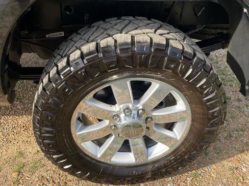 Used 2018 RAM 3500 Laramie Longhorn AWD/4WD image 15