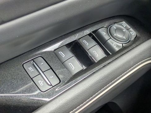 Used 2023 Cadillac Escalade ESV Premium Luxury w/ Performance Package image 26