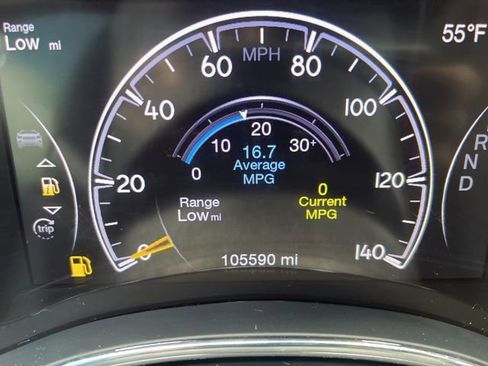 Used 2018 Jeep Grand Cherokee Laredo AWD/4WD image 9