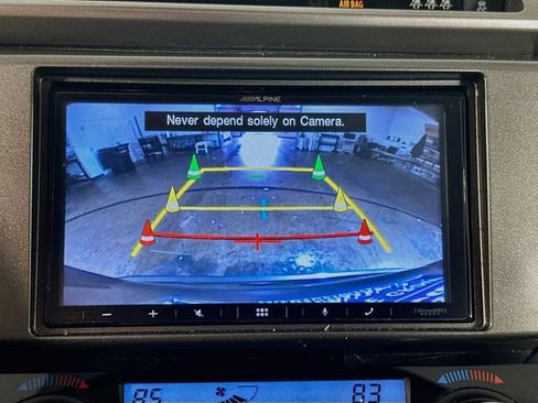 Used 2017 Toyota RAV4 XLE w/ All Weather Liner Package AWD/4WD image 30
