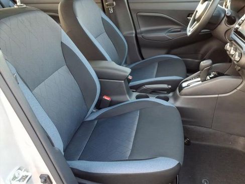 New 2025 Nissan Versa SV w/ Trunk Package image 17