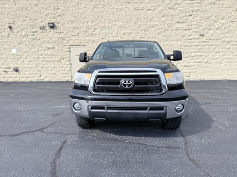 Used 2012 Toyota Tundra 4x4 Double Cab w/ SR5 Pkg image 8