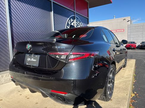 New 2025 Alfa Romeo Giulia AWD image 3