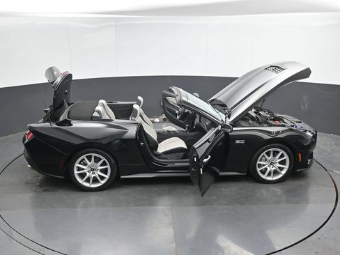 Used 2025 Ford Mustang GT Premium RWD image 50