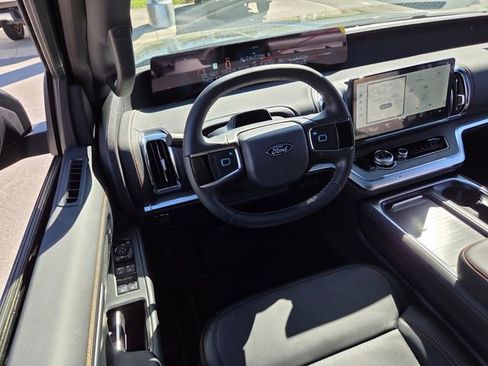 New 2026 Ford Expedition Tremor image 39