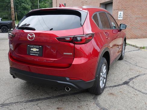 Used 2023 MAZDA CX-5 AWD 2.5 S w/ Select Package image 4