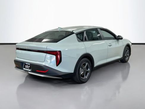 New 2026 Kia K4 FWD image 7