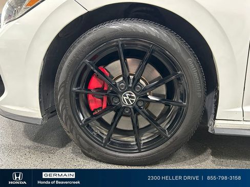 Used 2024 Volkswagen Jetta GLI 40th Anniversary Edition FWD image 13