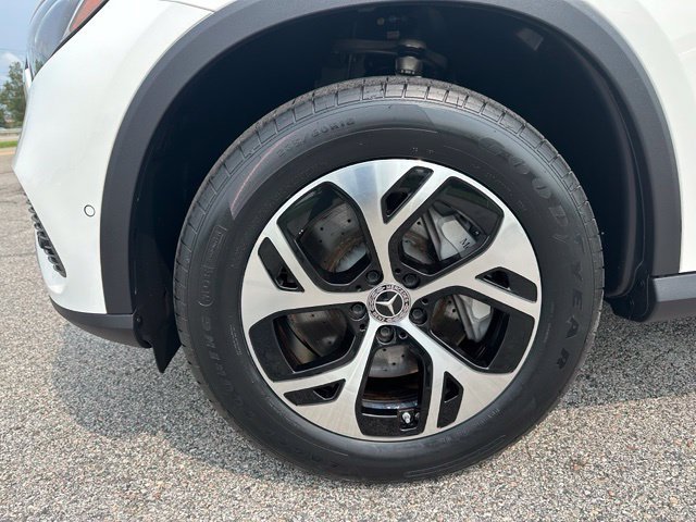 Certified 2025 Mercedes-Benz GLC 350e 4MATIC image 9