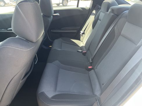 Used 2022 Dodge Charger SXT RWD image 12