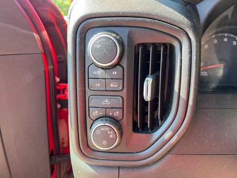 Used 2022 Chevrolet Silverado 1500 Custom AWD/4WD image 20