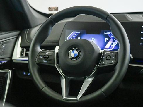 Used 2026 BMW X1 xDrive28i w/ Technology Package AWD/4WD image 13