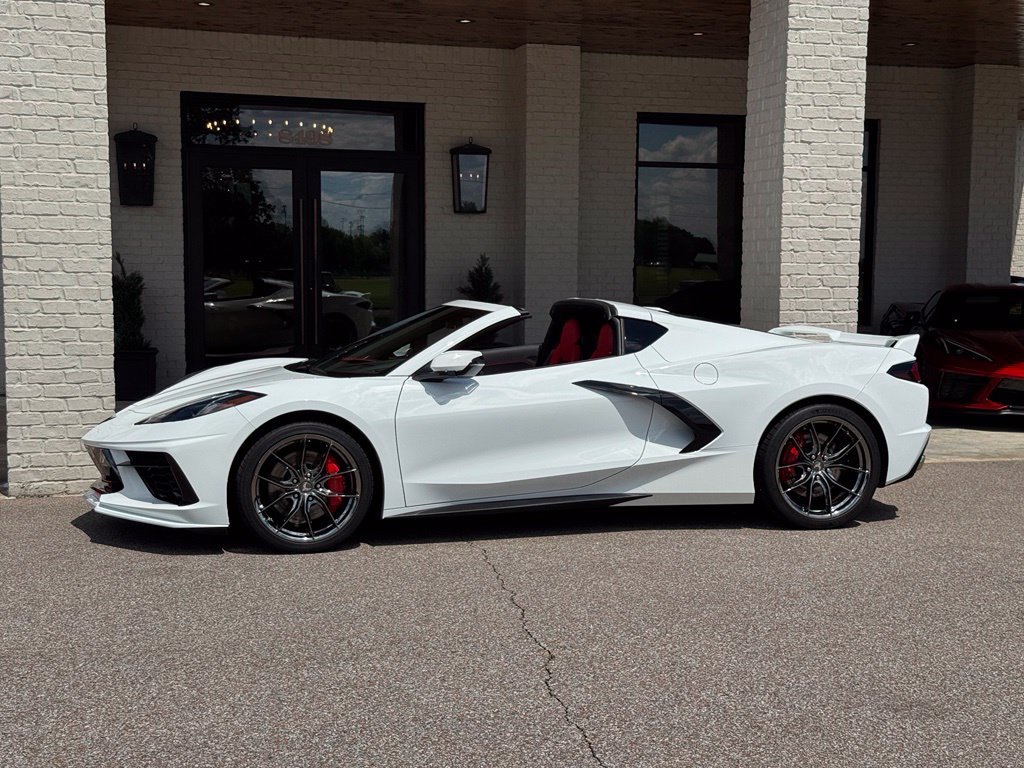 Used 2021 Chevrolet Corvette Stingray Preferred Cpe w/ Z51 Performance Package RWD image 13
