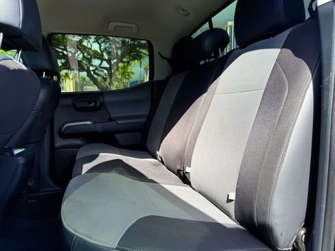 Used 2019 Toyota Tacoma SR5 image 11