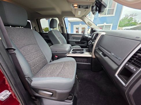 Used 2017 RAM 1500 Big Horn RWD image 15