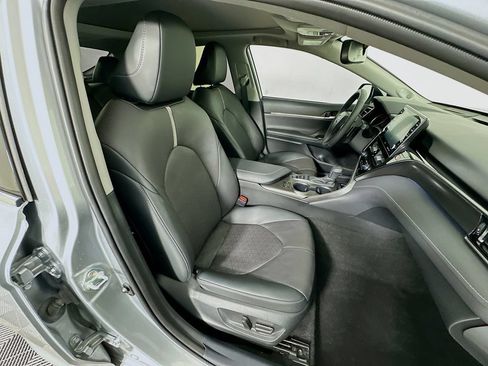 Used 2024 Toyota Camry XSE w/ Navigation Package FWD image 29