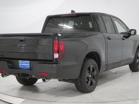 New 2026 Honda Ridgeline Black Edition image 13