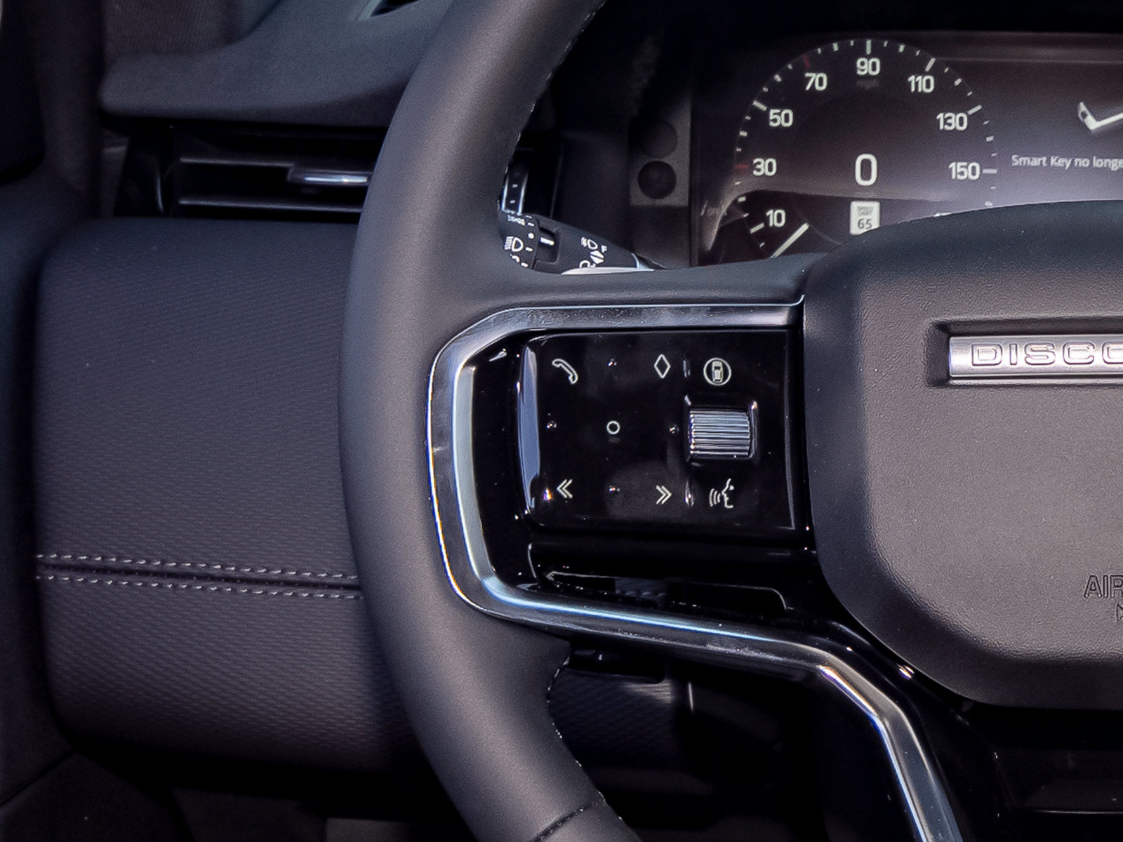 New 2026 Land Rover Discovery Sport Landmark AWD/4WD image 15