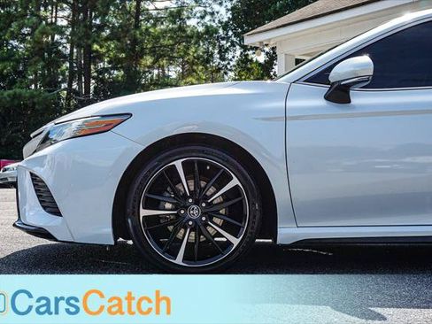Used 2019 Toyota Camry XSE FWD image 15