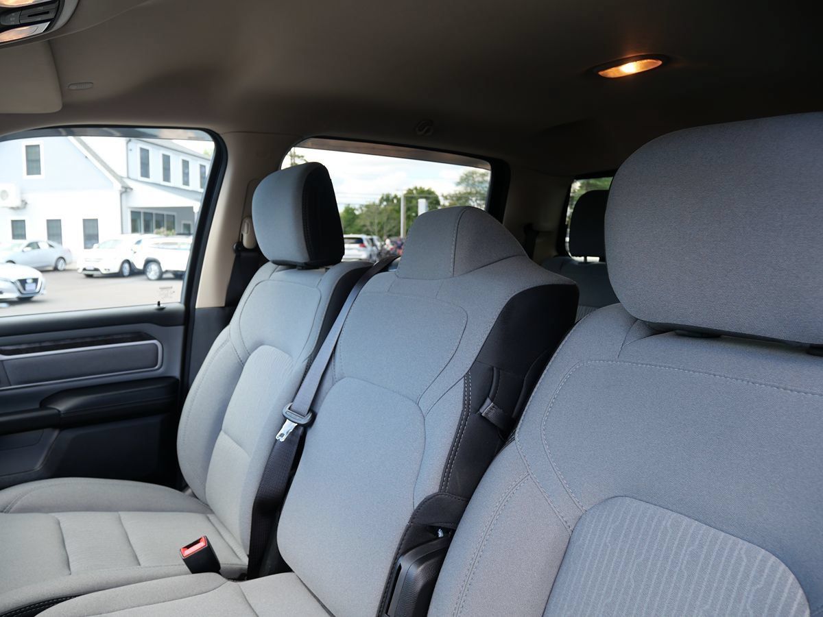 Used 2020 RAM 1500 Big Horn AWD/4WD image 11