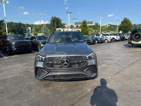 Used 2025 Mercedes-Benz GLE 580 4MATIC image 2