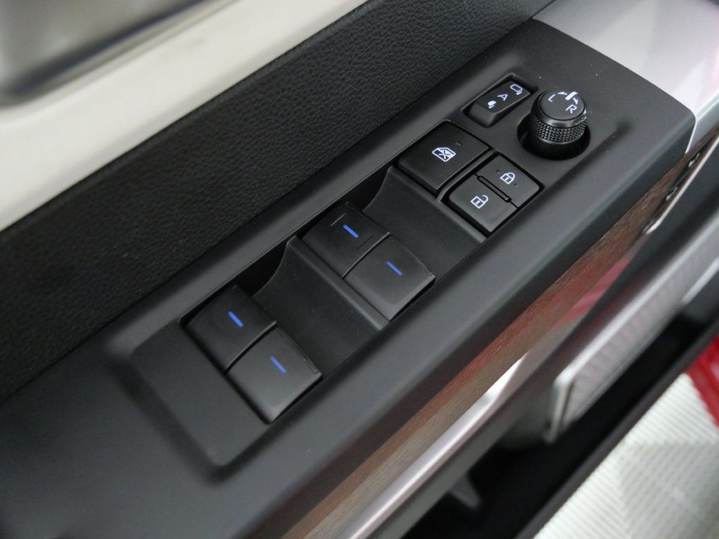 Used 2023 Toyota Sequoia Capstone AWD/4WD image 15
