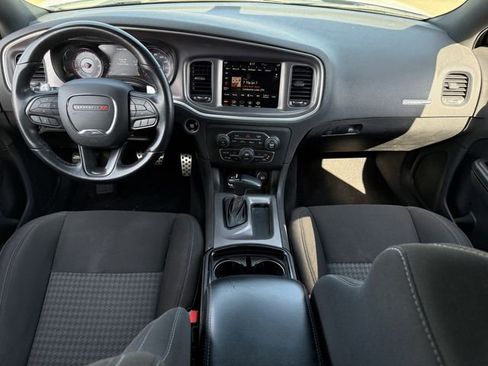 Used 2022 Dodge Charger R/T w/ Blacktop Package image 11