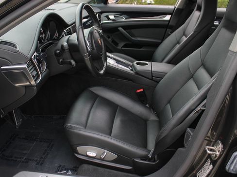 Used 2012 Porsche Panamera image 14
