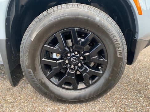 New 2026 Nissan Frontier SV w/ SV Convenience Package RWD image 3