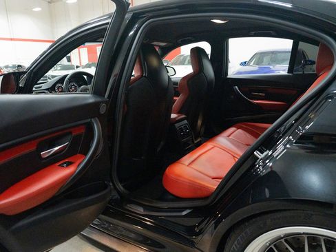Used 2018 BMW M3 image 27