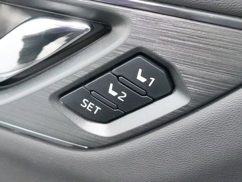 New 2026 Subaru Outback Touring XT image 15