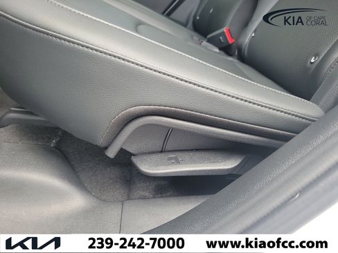 Certified 2024 Kia Sportage EX FWD image 14