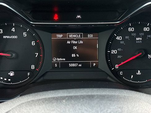 Used 2021 Chevrolet TrailBlazer LT w/ Convenience Package FWD image 33