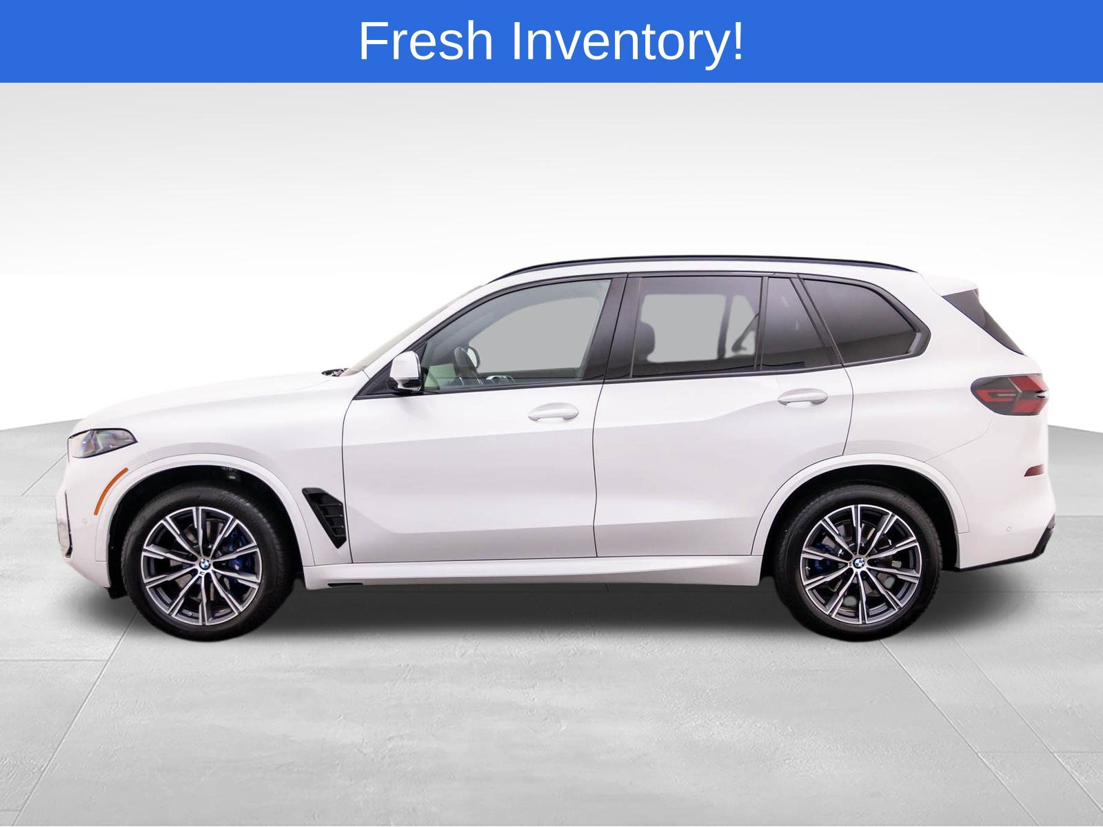 Used 2026 BMW X5 xDrive40i AWD/4WD image 2