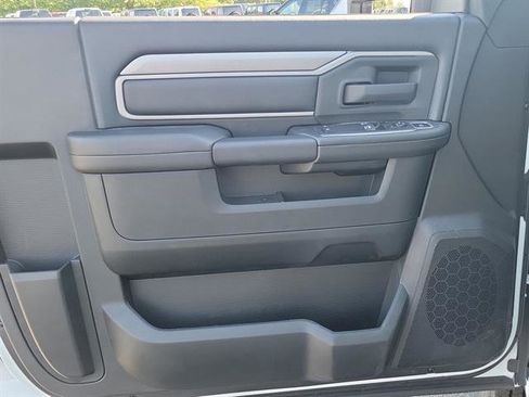 New 2024 RAM 3500 Tradesman image 29