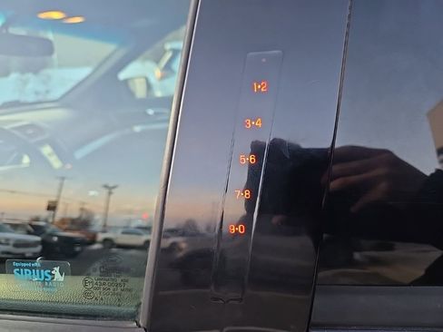 Used 2017 Ford Explorer XLT w/ Equipment Group 202A image 13