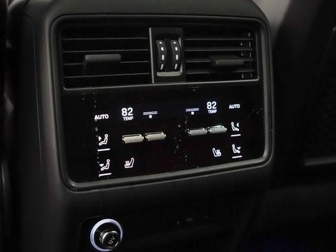 New 2025 Porsche Cayenne S image 20