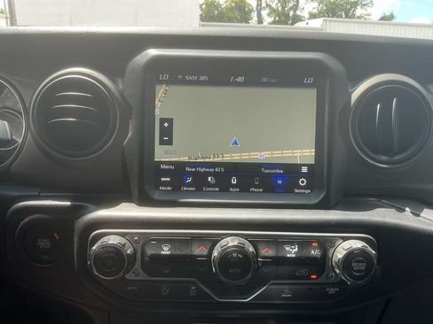 Used 2022 Jeep Gladiator Sport AWD/4WD image 26