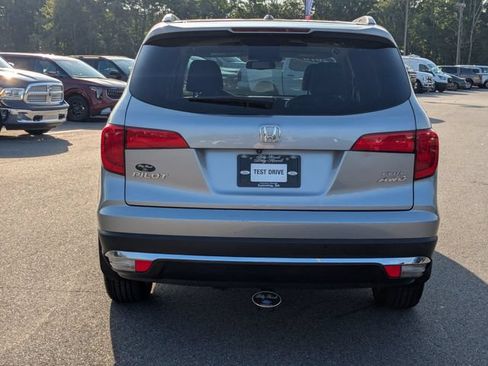 Used 2016 Honda Pilot Elite image 4
