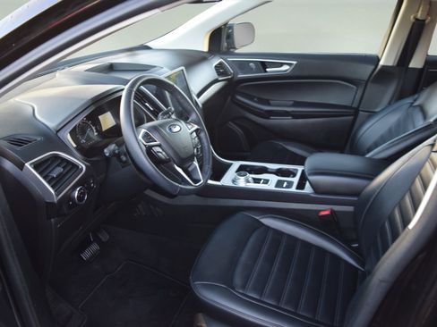 Used 2024 Ford Edge SEL w/ Convenience Package AWD/4WD image 9